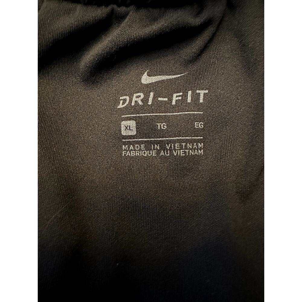 Nike Dri-Fit Girl's XL Black/White Shorts, Built In Liner, Adjustable Waist, EUC - Picture 5 of 6